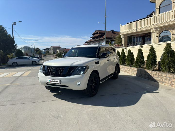 Nissan Patrol 5.6 AT, 2011, 201 100 км