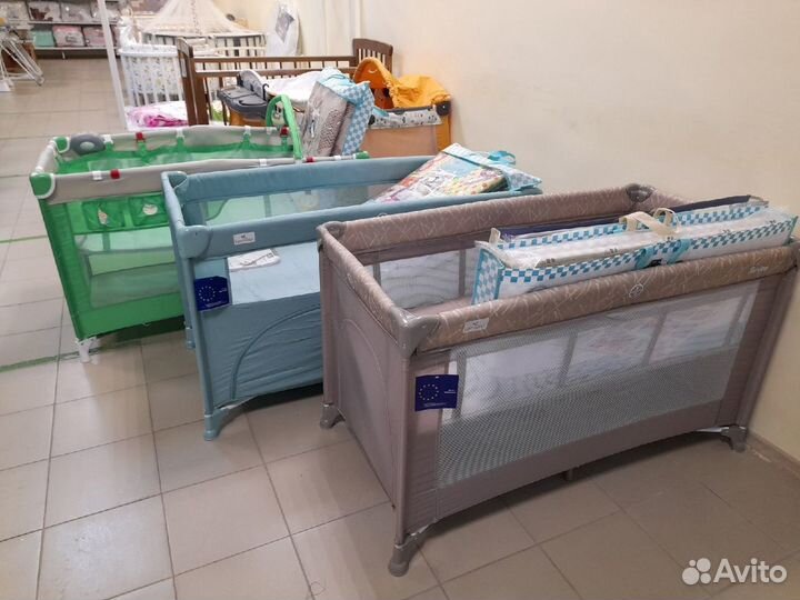 Кроватки детские деревянные овальные и простые. Вы