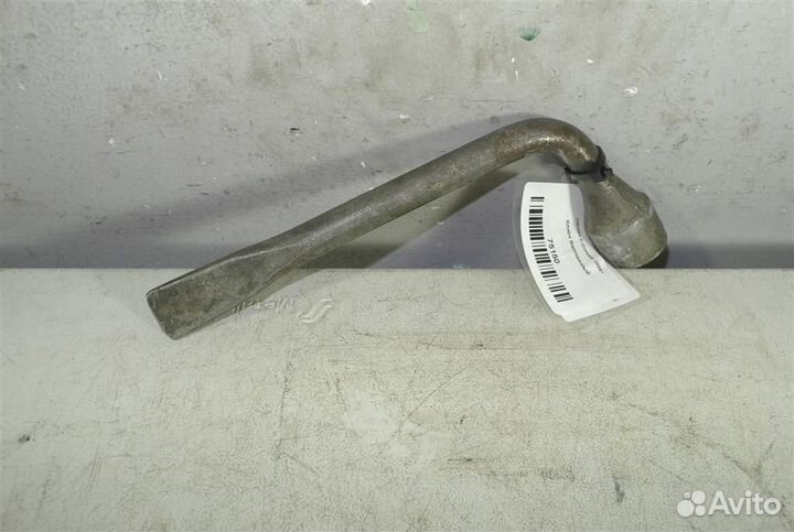 Ключ баллонный Citroen C-Crosser 2008