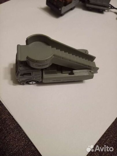 Машинка kinsmart и другая техника