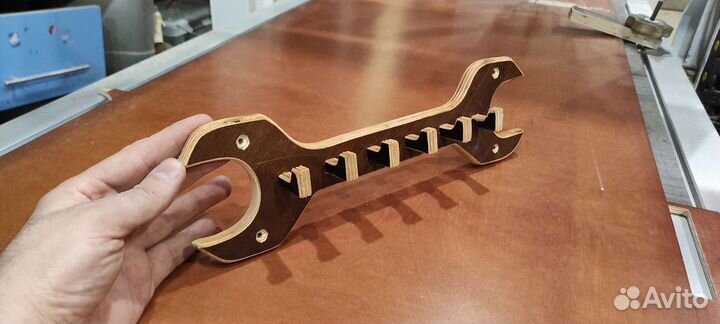 Резка дерева, фанеры на станке с чпу