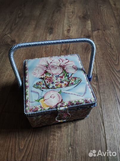 Шкатулка для шитья