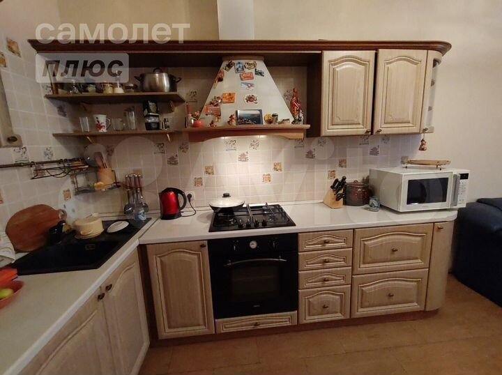 3-к. квартира, 96 м², 2/6 эт.