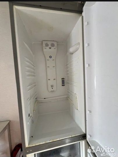 Холодильник whirlpool