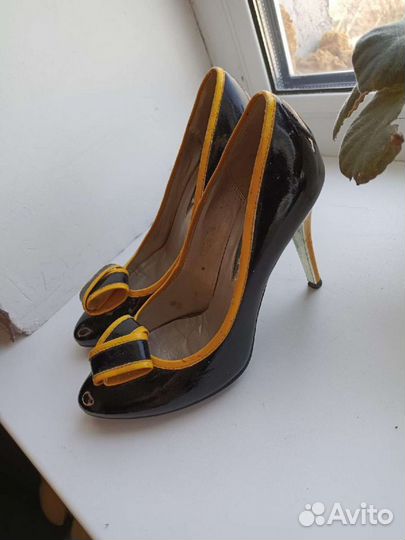 Туфли женские