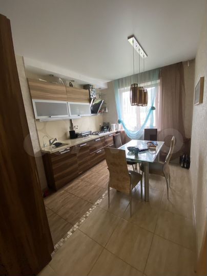 4-к. квартира, 80 м², 7/9 эт.