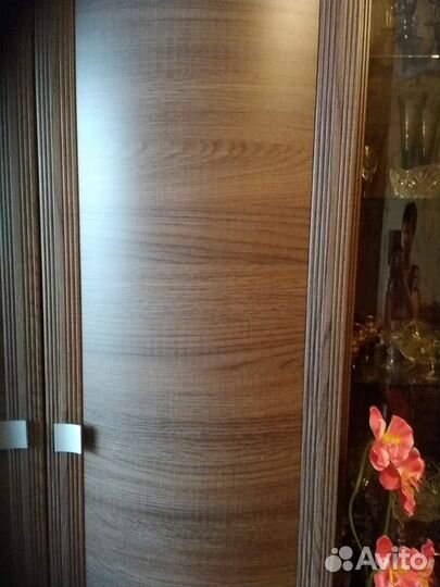 Стенка в гостиную