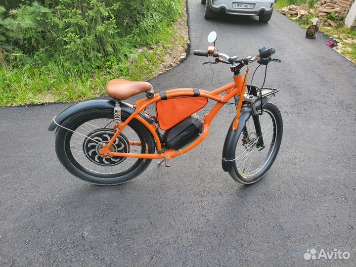 Электрофэтбайк в ретро стиле