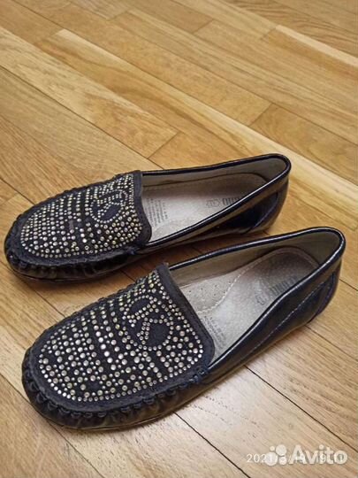 Туфли для девочки синие кожаные 32 размер keddo