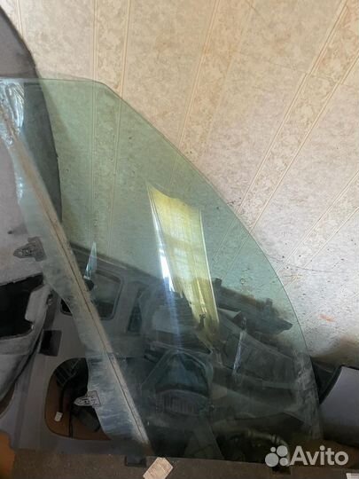 Стекла на Ниссан примера р12