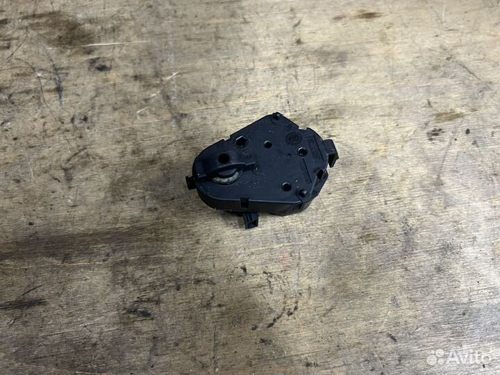 Сервопривод печки BMW E60 E61 E63 E64