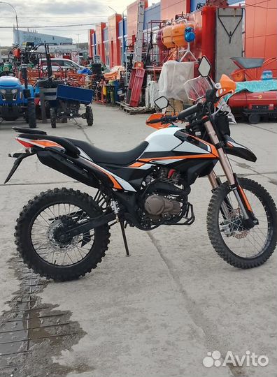 Мотоцикл Adventure 250 с птс