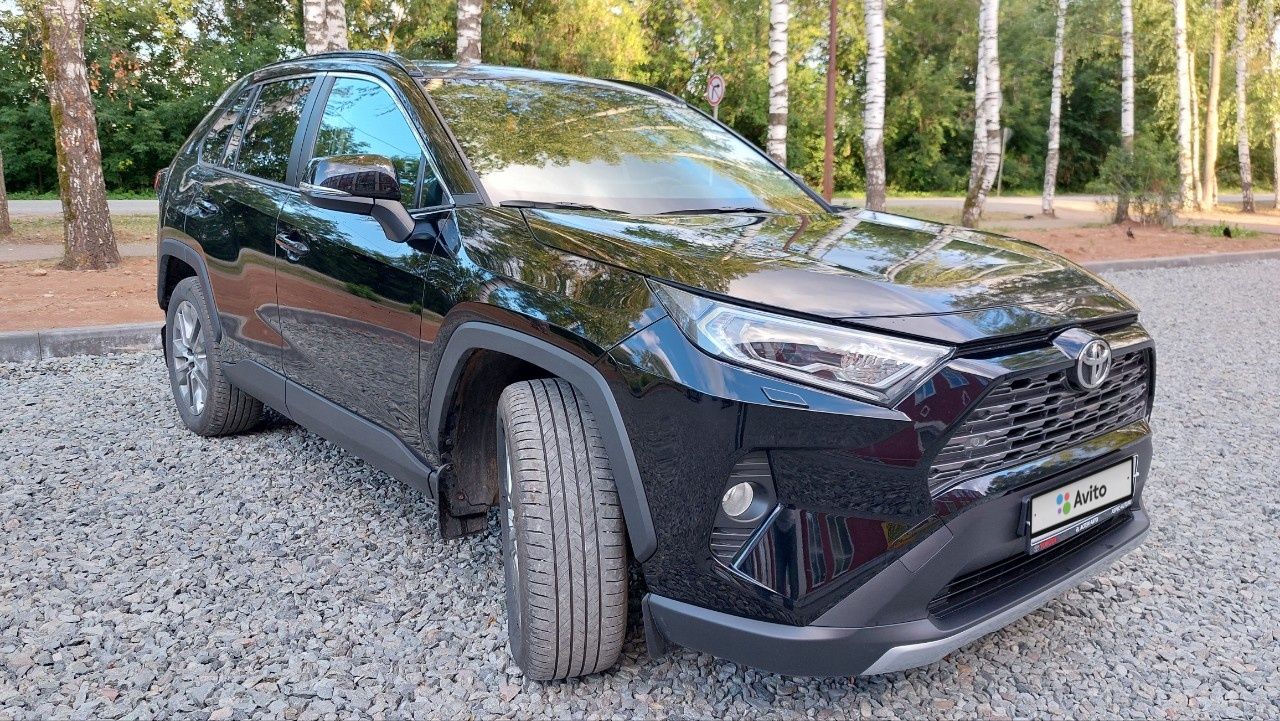 Toyota RAV4: фото владельца