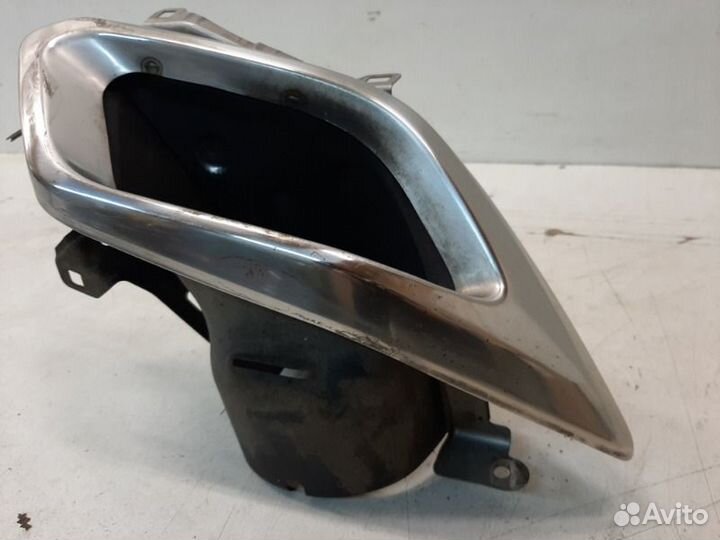 Насадка глушителя задняя правая Lexus Rx 4