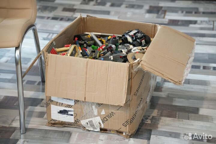 Lego россыпью 20кг: Star Wars, Batman, City и др