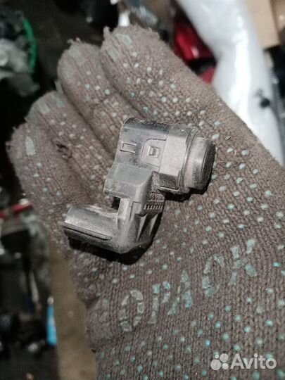 Датчик парковки на Киа Спортедж 2013 год