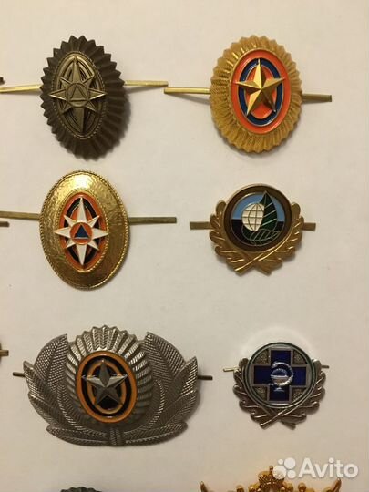 Кокарды мчс и другие