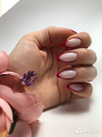 Маникюр педикюр