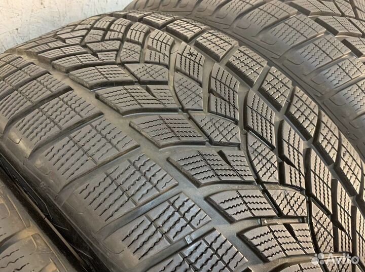 Goodyear UltraGrip Performance Gen-1 275/45 R21