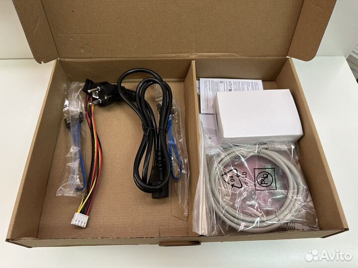 Dahua DHI-NVR4216-16P-4KS2/L