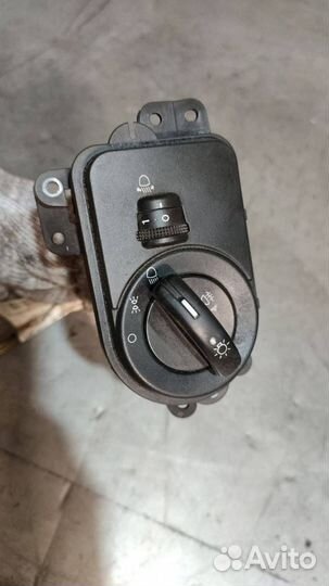 Переключатель света Ford Fiesta 5 2005