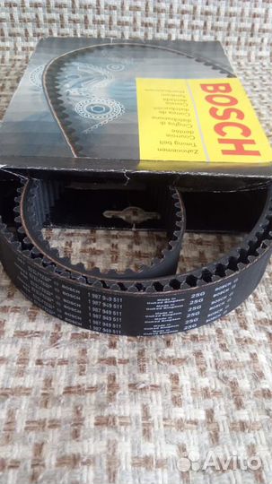 Ремень грм Bosch 1987949511