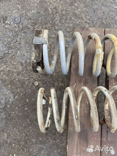 Гранта, Калина задние пружины