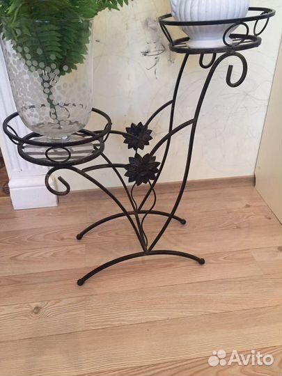 Подставка для цветов напольная