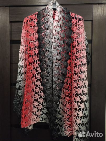 Шарфы и палантины