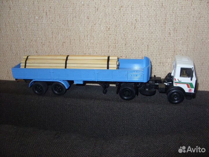 Маз-5433 и маз-5205 сцепка,с грузом сруб