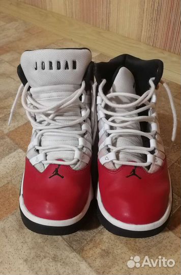 Кроссовки Jordan