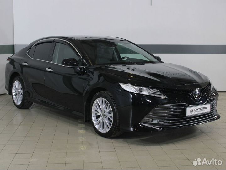 Toyota Camry 2.5 AT, 2021, 60 000 км