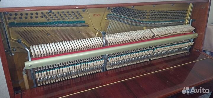 Пианино Ласточка