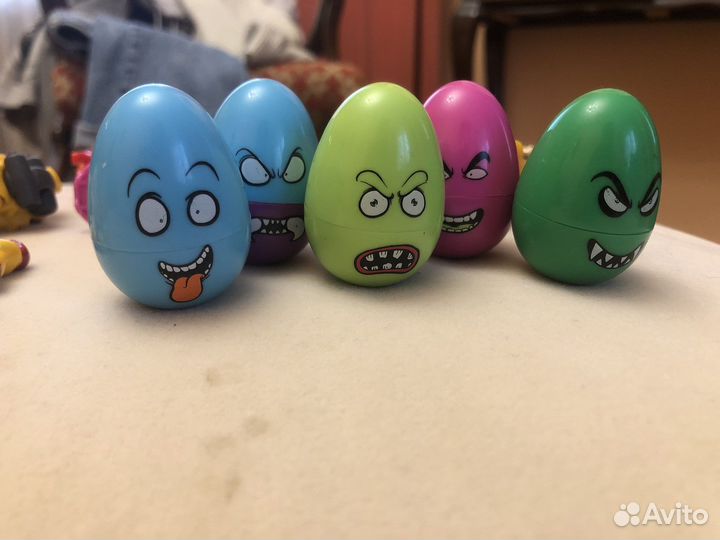 Игрушки из киндеров