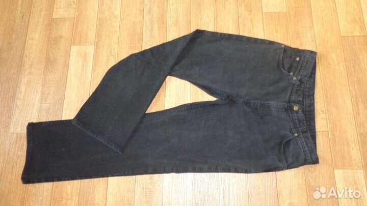 Джинсы мужские прямые классические. hero