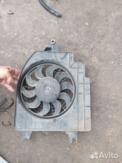 Вентилятор охлаждения Kia Rio