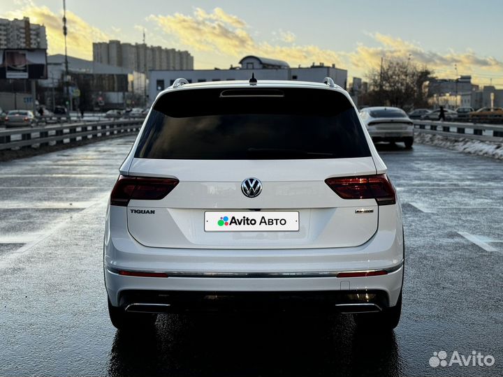 Volkswagen Tiguan 2.0 AMT, 2018, 119 133 км