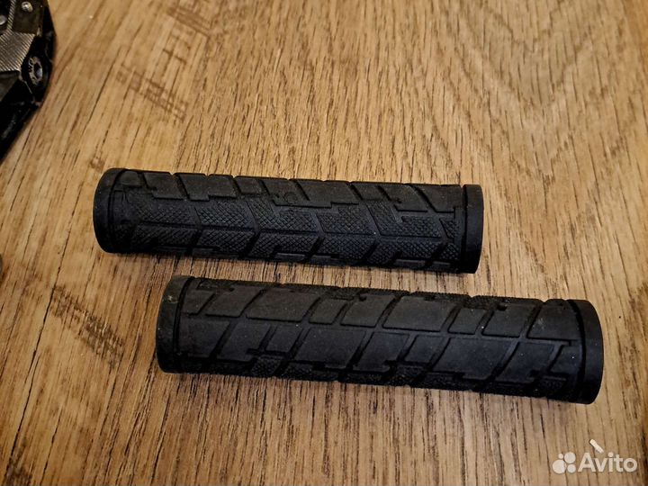 Педали, Грипсы, Седло