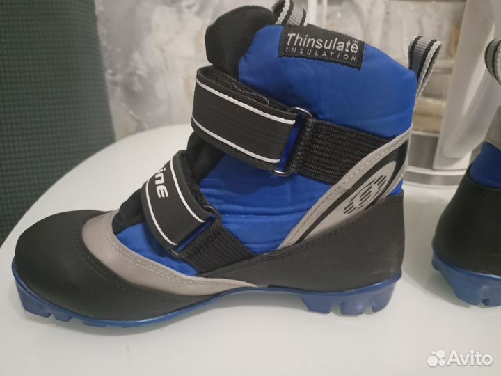 Лыжные ботинки
