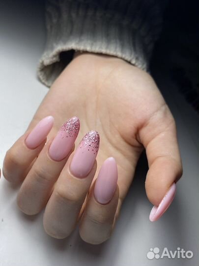 Наращивание ногтей