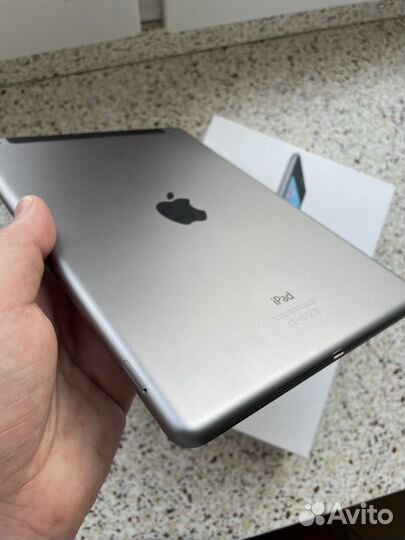 iPad air 16gb + sim card