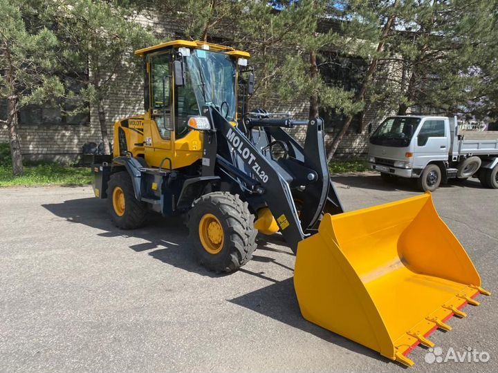 Фронтальный погрузчик Molot ZL20, 2023