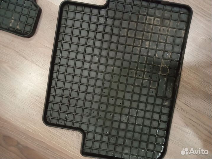 Коврики резиновые Lanos