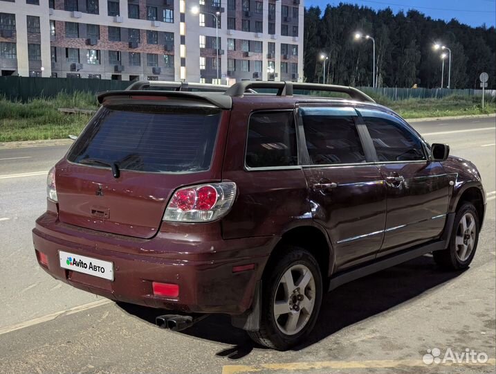 Mitsubishi Outlander 2.4 AT, 2003, 250 000 км