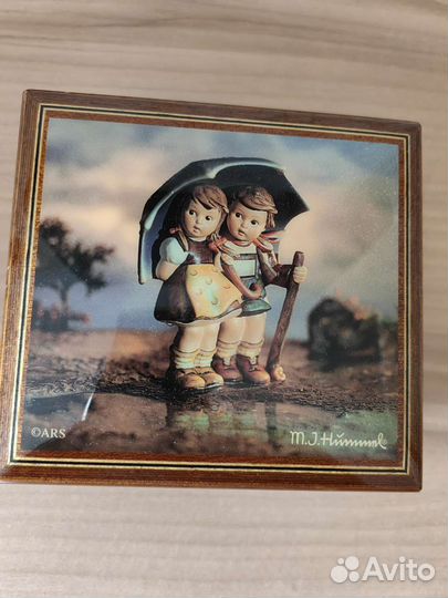 Музыкальная шкатулка Ercolano, швейцария