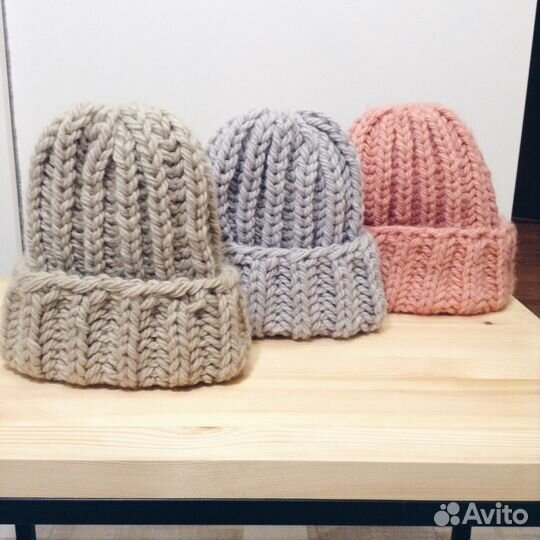 Вязаные шапочки
