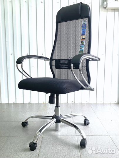 Компьютерное кресло Метта