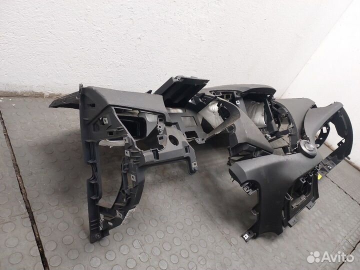 Панель передняя салона Hyundai Veloster 2011, 2013