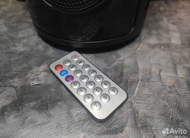 Блютуз колонка