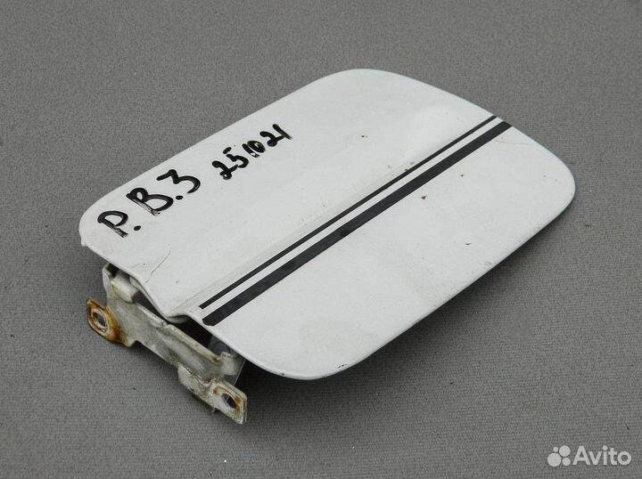 Лючок бензобака VW Passat B3 седан